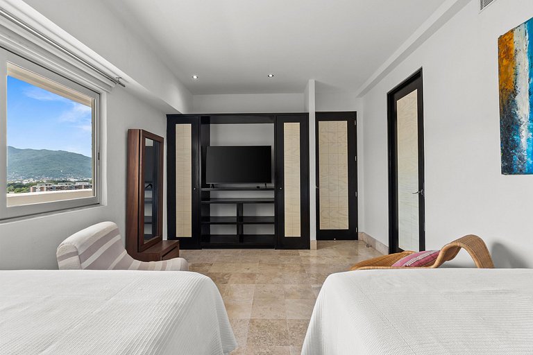 2 Departamentos con 4 habitaciones sobre el casino