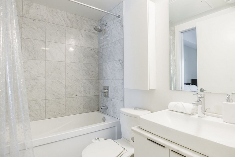 Luxury 1Bed+1Bath in the heart of Downtown
