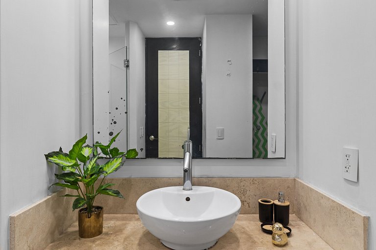 Deck12 - Signature Casino con estacionamiento