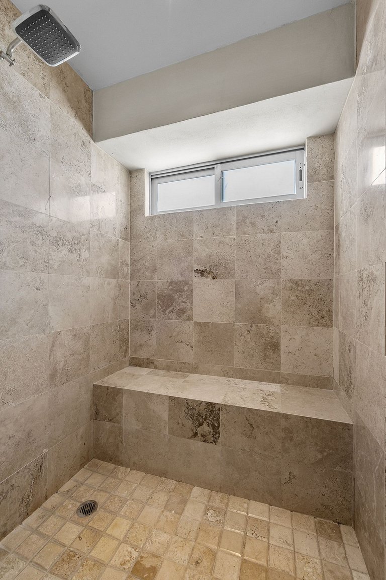 Gema de 10 habitaciones sobre el casino 6 suites