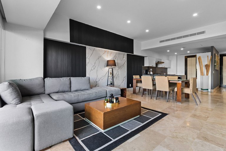 4 Departamentos con 8 habitaciones sobre el casino
