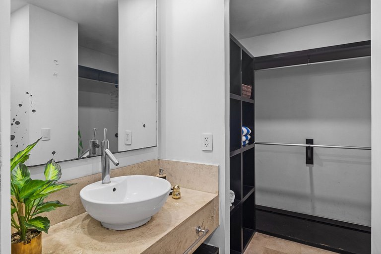 Puerto Vallarta Premium: 7 Apartments on Deck 12