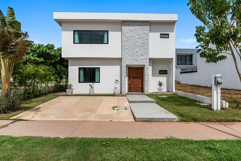 Casa Oasis B-Nayar, residencial privado, club de playa, tran