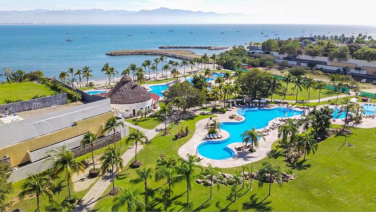 Casa Oasis B-Nayar, residencial privado, club de playa, tran