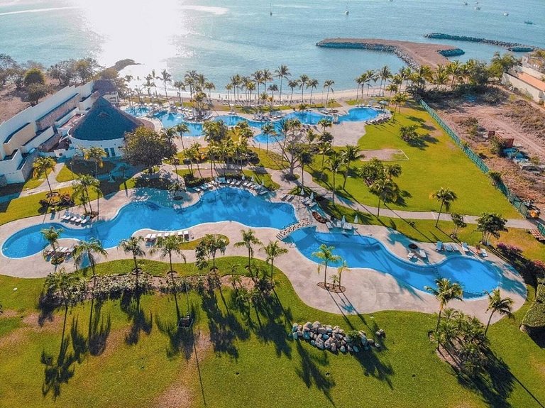 Casa Oasis B-Nayar a pie de paya, residencial privado, club