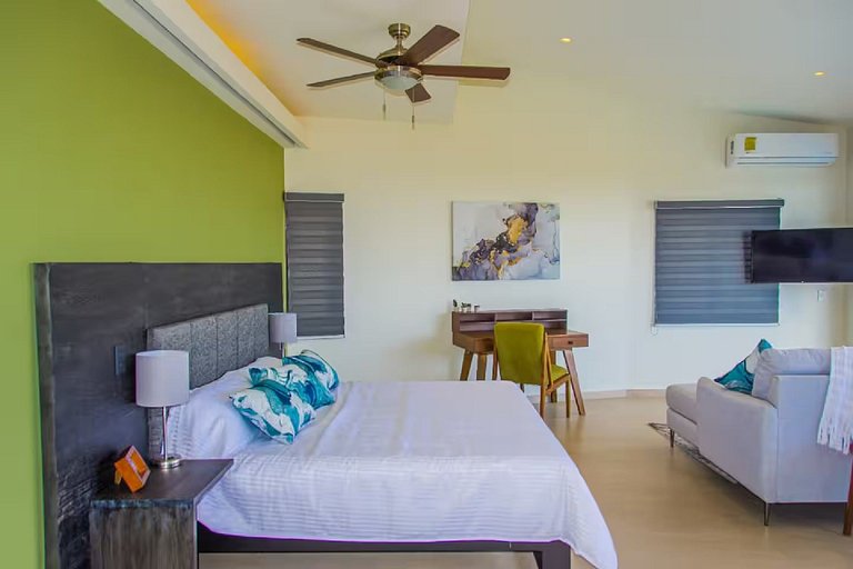 Luxury 5BR Villa with Pool & Outdoor Paradise