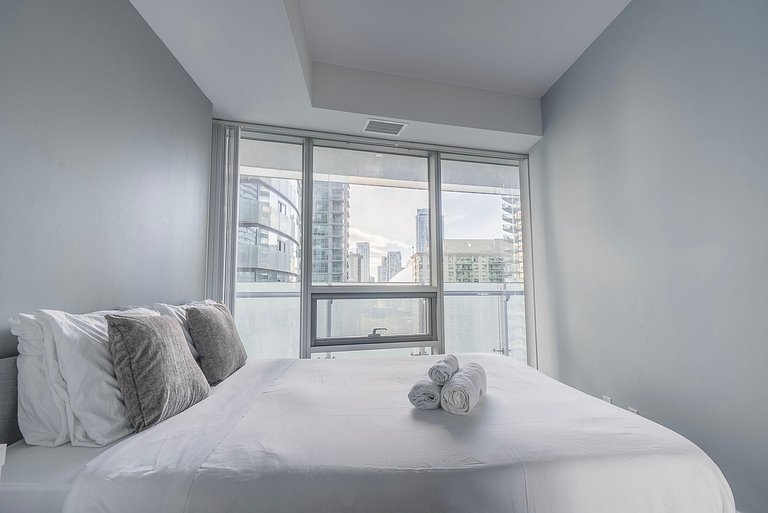 Toronto FIFA 2026: Suite moderna de 2 habitaciones con estac