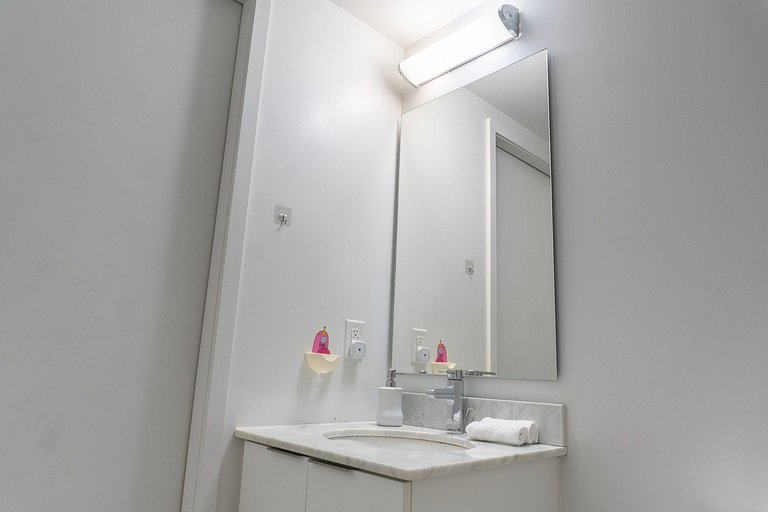 FIFA 2026: Skyline 3BDR Condo w/ Tower View