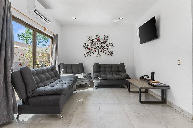 Casa Nacho: 4BR Alberca Privada La Moderna PV