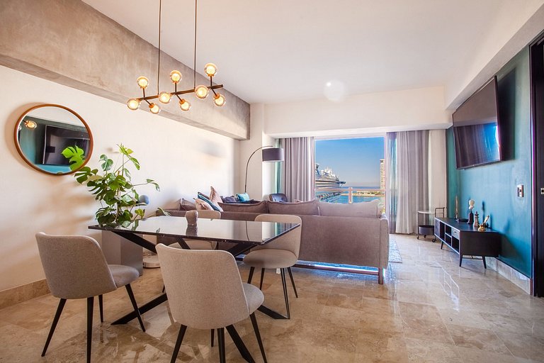 Premium Deck12 Getaway: a pocos pasos del casino.