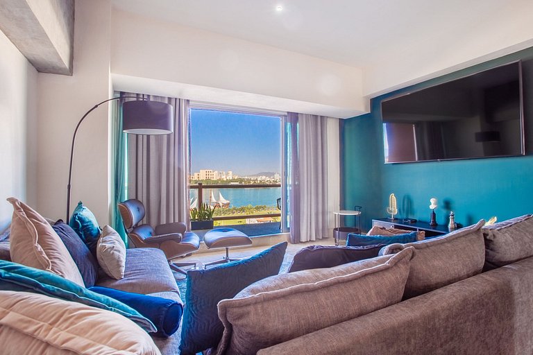 Premium Deck12 Getaway: a pocos pasos del casino.