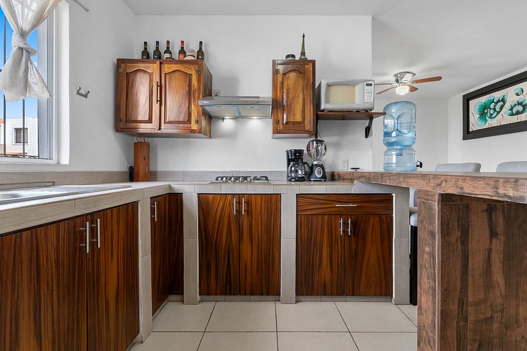 Casa moderna de 3 dormitorios y estacionamiento