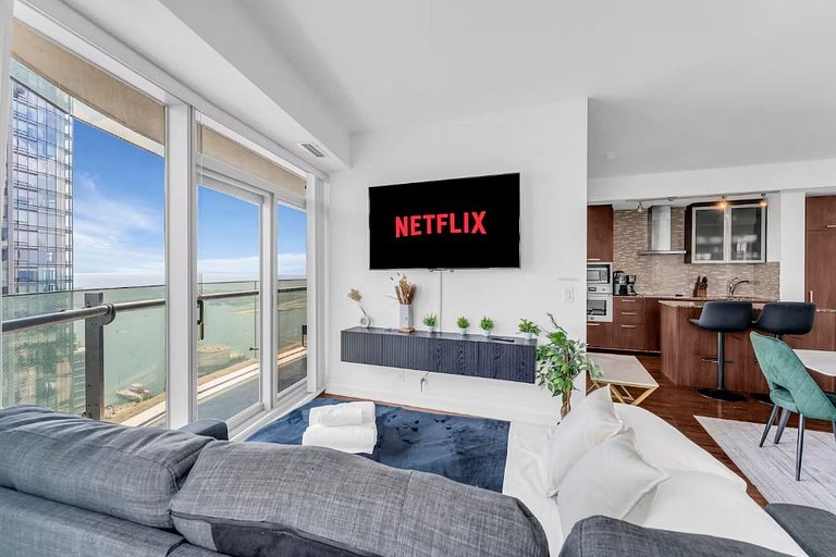 Luxury 2Bed+2Bath in the heart of Downtown