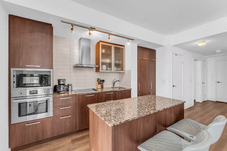 60th Floor Panoramic Sunset Skyline 5beds Condo