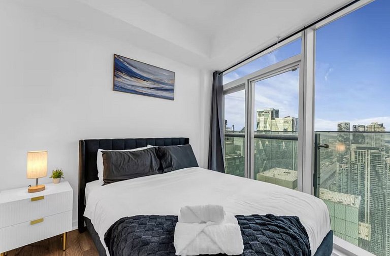 60th Floor Panoramic Sunset Skyline 5beds Condo