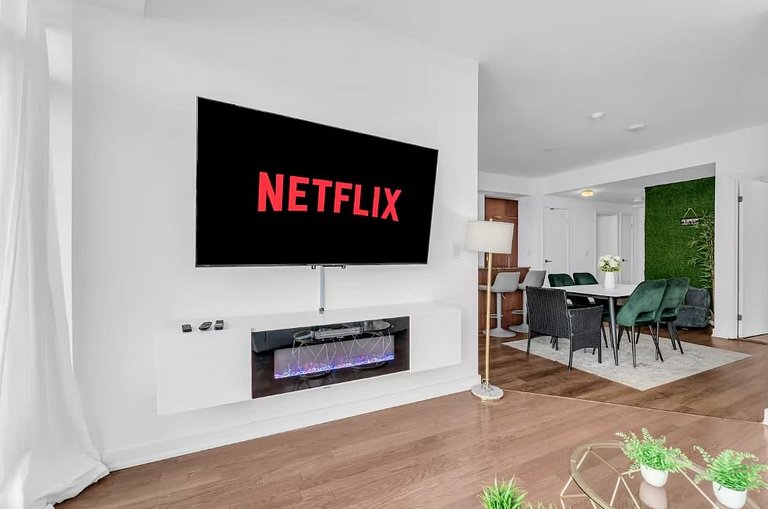 Condominio de 3 cuartos en el piso 67 con vista