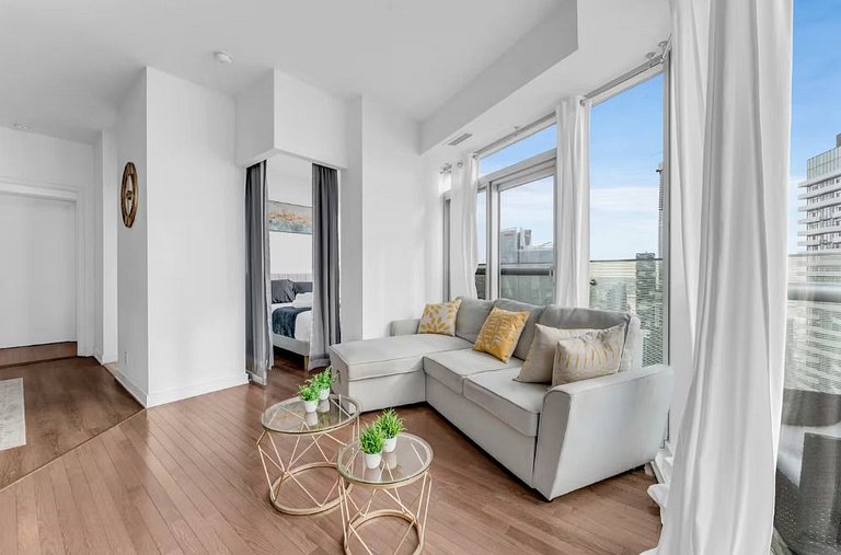 Condominio de 3 cuartos en el piso 67 con vista