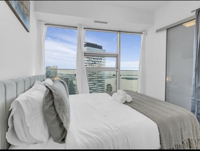 Sunset Views • 20th Floor 3BDR Condo