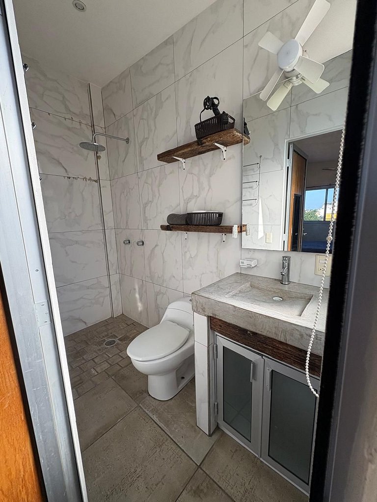 Departamento 1 cuarto, 1.5 baños Zona Romántica