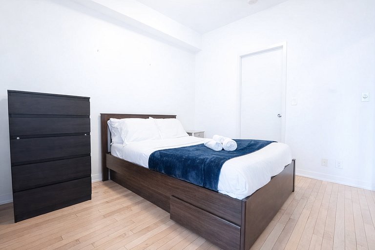 Toronto FIFA 2026: Waterfront 1BDR Condo