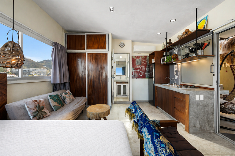 Incredible studio in the Romantic Zone