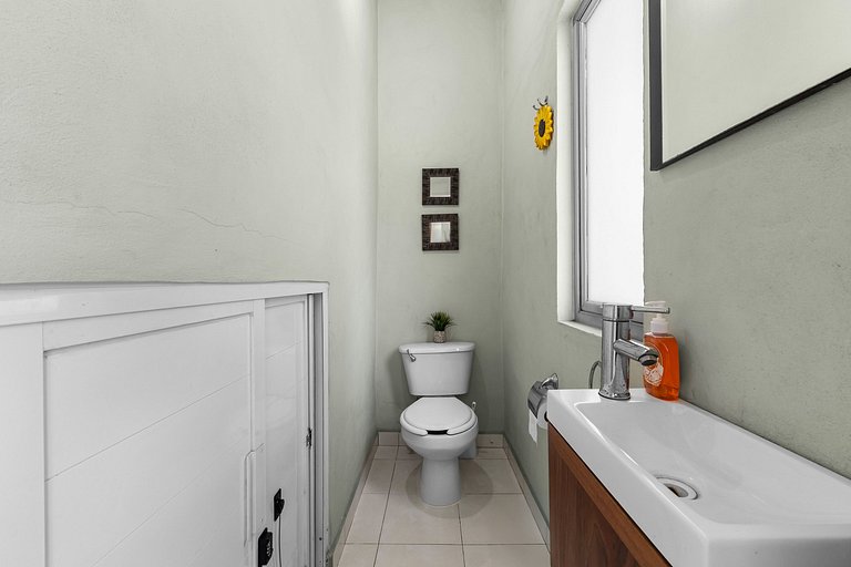 Departamento 1 cuarto, 1.5 baños Zona Romántica