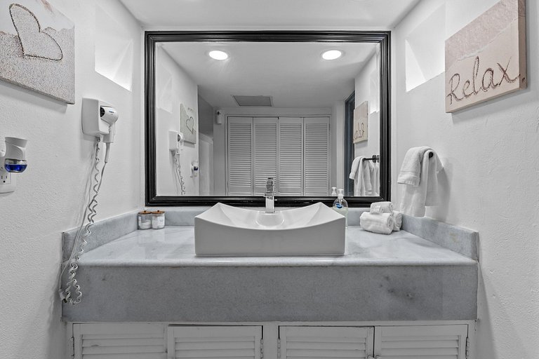 2BDR Ocean View Condo in Condomar Puerto Vallarta