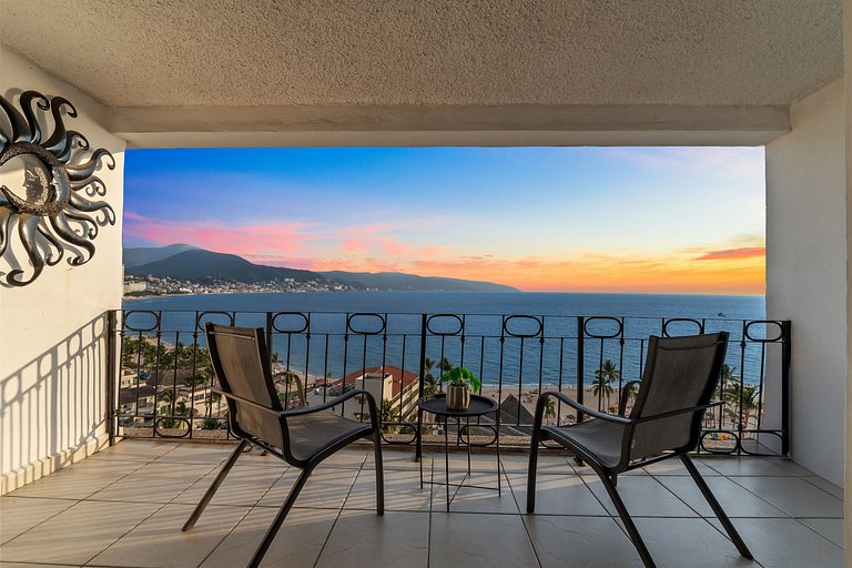 2BDR Ocean View Condo in Sunscape Puerto Vallarta