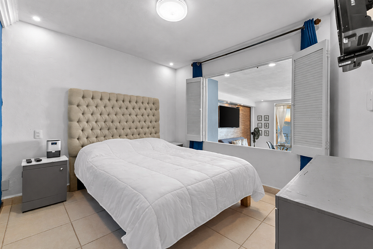 2BDR Ocean View Condo in Condomar Puerto Vallarta