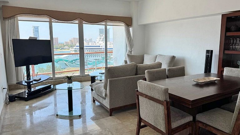 Deck12 Elite Escape – Acceso al casino y parking