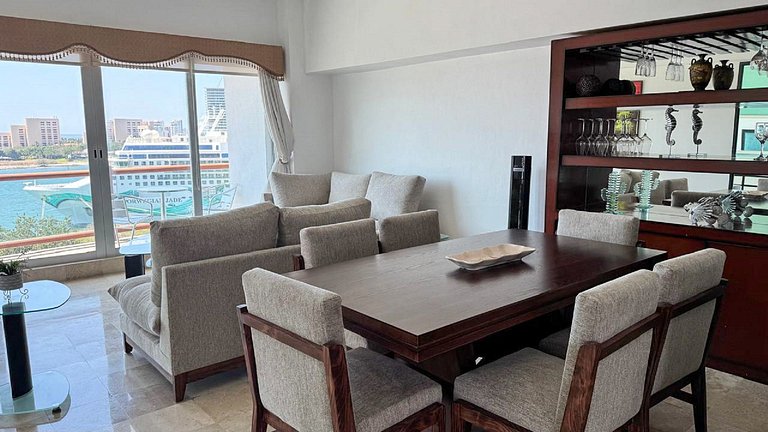 Deck12 Elite Escape – Acceso al casino y parking