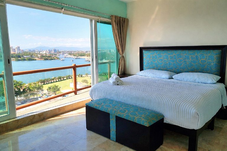 Deck12 Elite Escape – Casino On‑Site Access