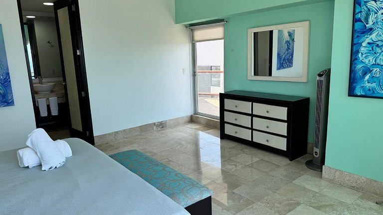 Deck12 Elite Escape – Acceso al casino y parking