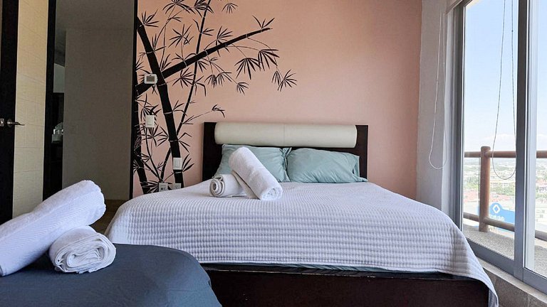 Deck12 Elite Escape – Casino On‑Site Access