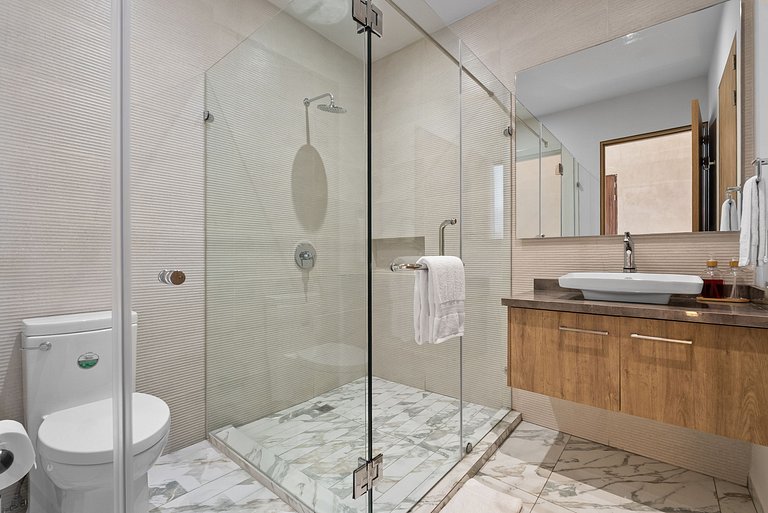 Condominio de lujo a pie de playa con jacuzzi