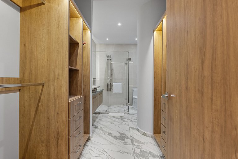 Condominio de lujo frente al mar con jacuzzi