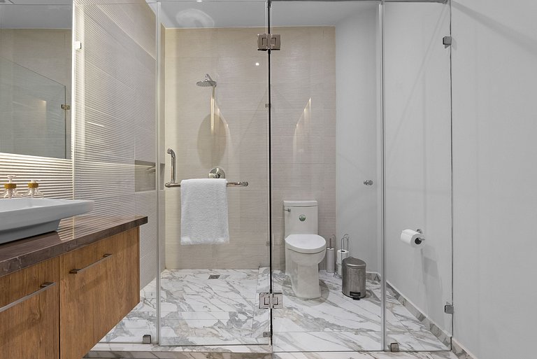 Condominio de lujo a pie de playa con jacuzzi