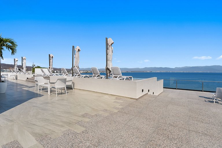 Condominio de Lujo frente al Mar, Jacuzzi Privado