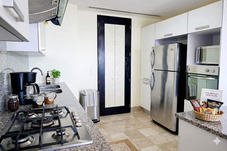 Deck12 Elite Escape – Casino On‑Site Access