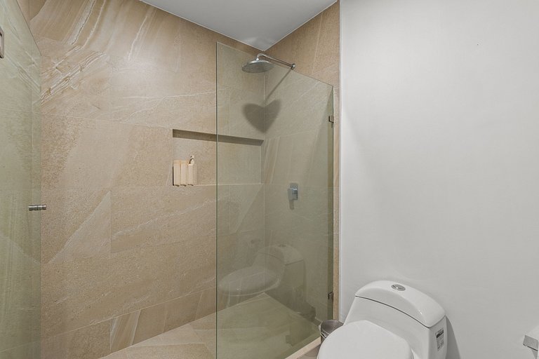 Zoho Skies 2 BDR, 2 Bath, with Parking