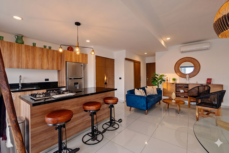 Zoho Skies 2 BDR, 2 Bath, with Parking