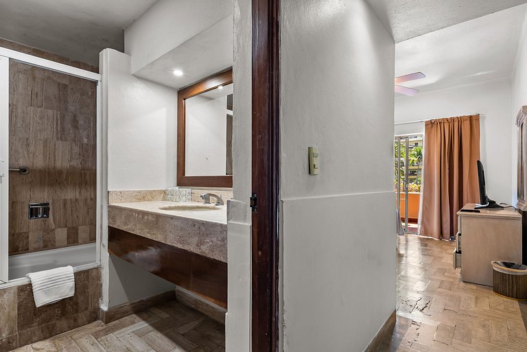 Velas Resort Access Beachfront 3BR Condo