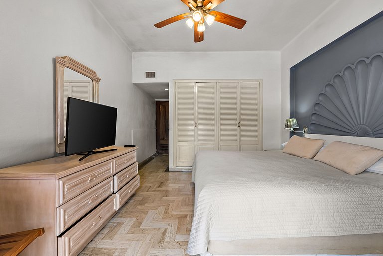 Velas Resort Access Beachfront 3BR Condo