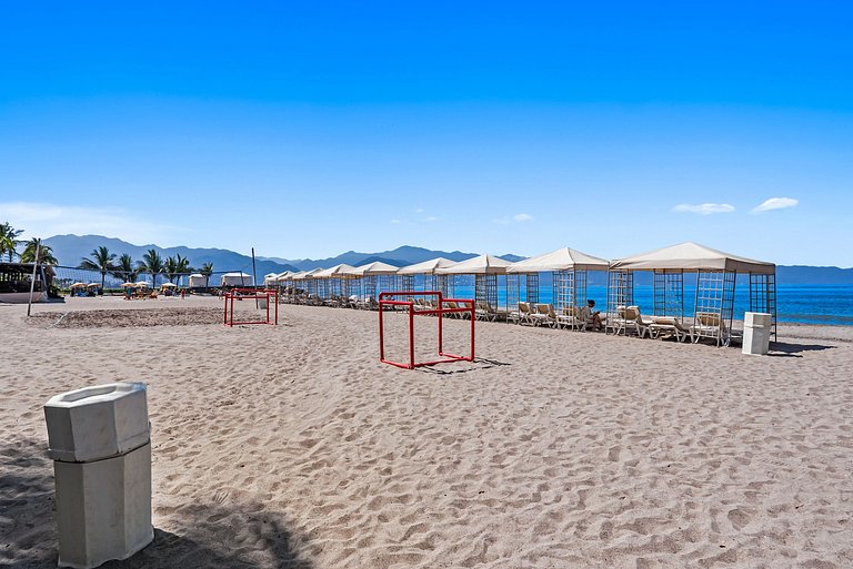 Velas Resort Access Beachfront 3BR Condo