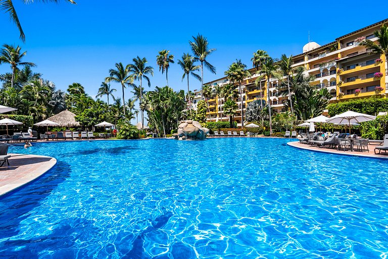 Velas Resort Access Beachfront 3BR Condo
