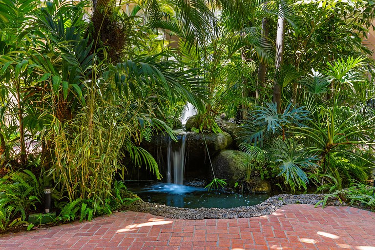 Velas Resort Access Beachfront 3BR Condo