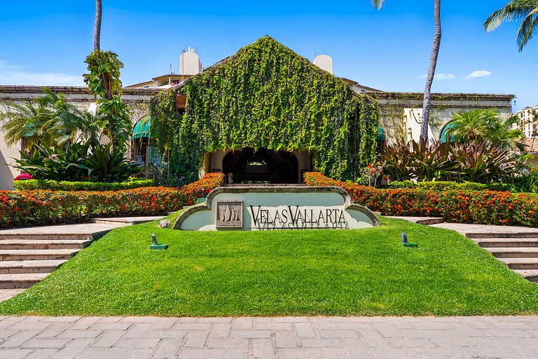Velas Resort Access Beachfront 3BR Condo