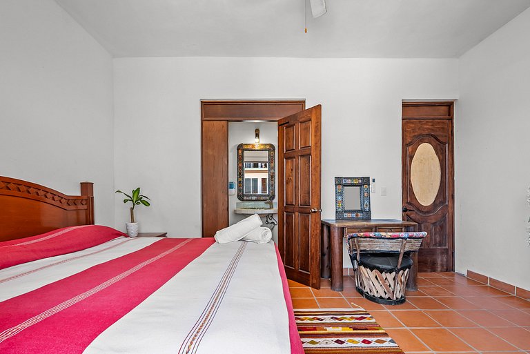 Private Boutique Hotel, Groups up to 48 Guests