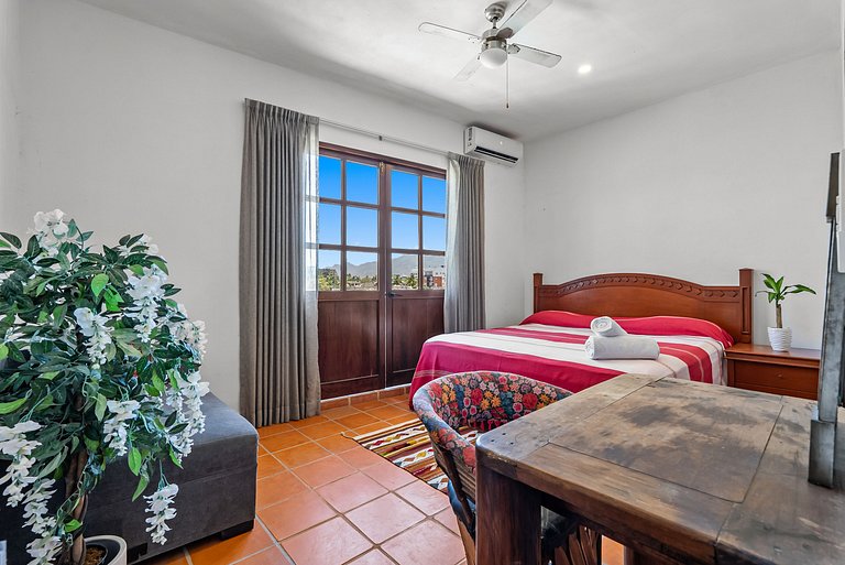 Private Boutique Hotel, Groups up to 48 Guests