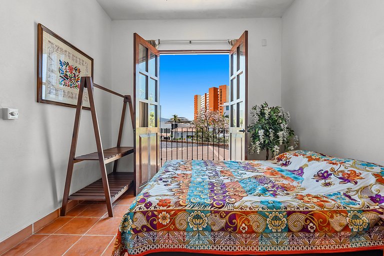 Private Boutique Hotel, Groups up to 48 Guests